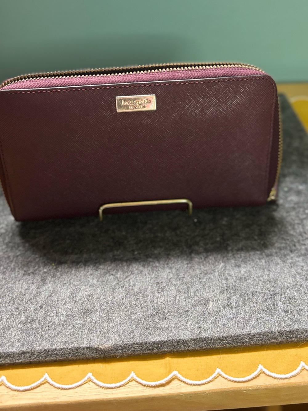 Kate Spade New York Laurel Way Neda Continental Zip Wallet
